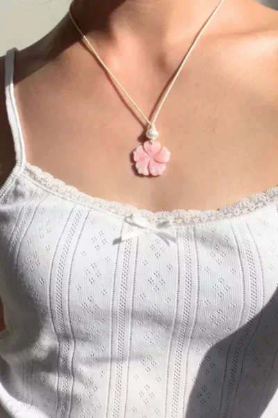 Gemini Jewels Found a Conch Necklace