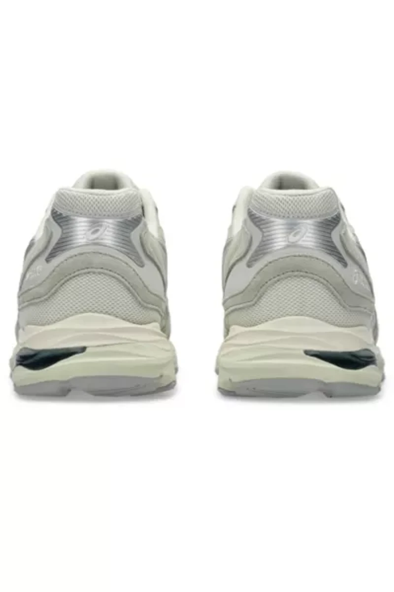 ASICS Gel-K1011 Sportstyle Sneakers