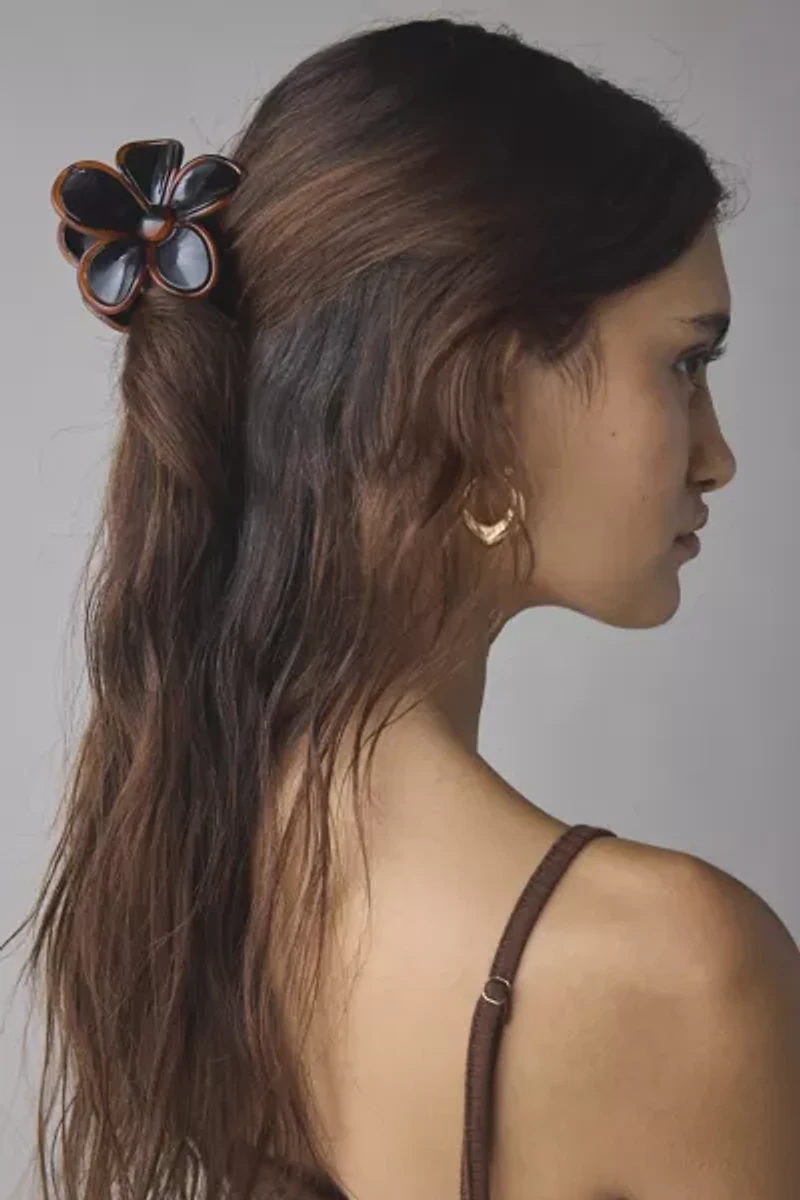Nora Flower Claw Clip