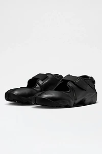 Nike Women's Air Rift Leather Sneaker