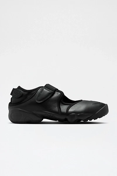 Nike Women's Air Rift Leather Sneaker