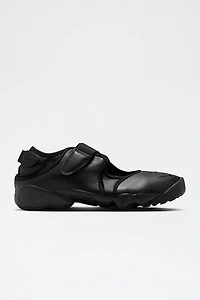 Nike Women's Air Rift Leather Sneaker