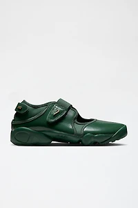 Nike Women's Air Rift Leather Sneaker