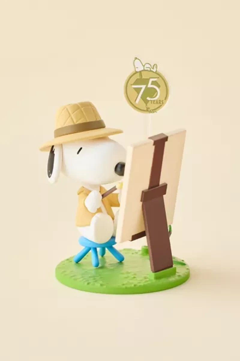 POP MART Peanuts 75th Anniversary Snoopy Comic Life Series Blind Box Figure