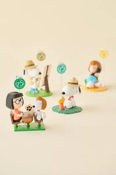 POP MART Peanuts 75th Anniversary Snoopy Comic Life Series Blind Box Figure