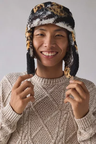 Patterned Fleece Trapper Hat