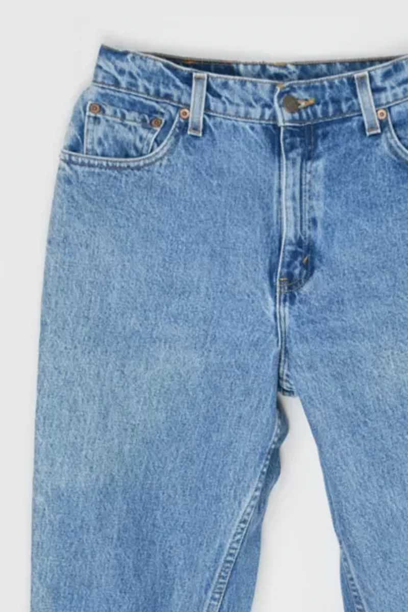 Vintage 90s Levi's 550 Relaxed Tapered Jeans