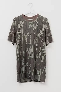 Vintage 1990s Distressed Tree Bark Camo Ringer Pocket T-Shirt
