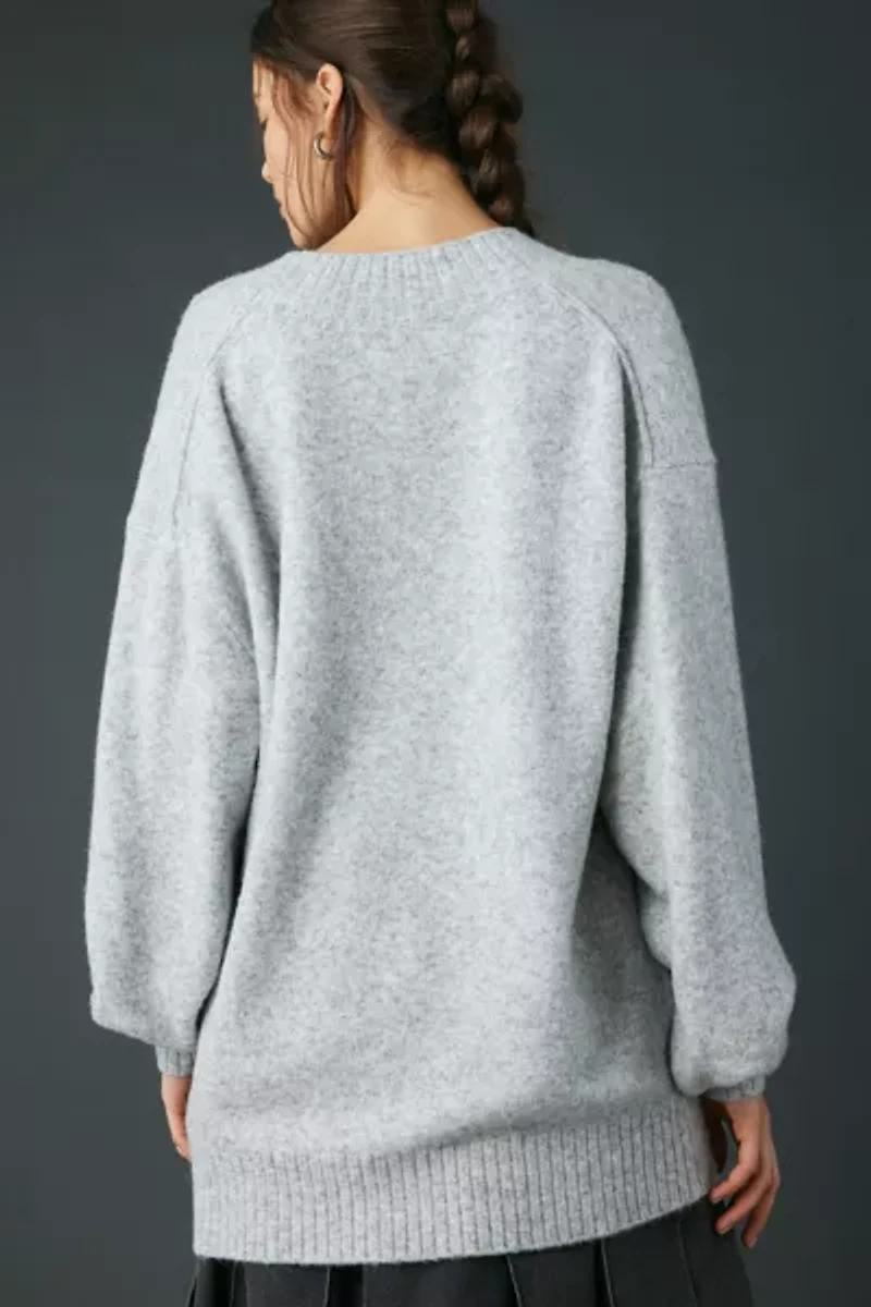 Kimchi Blue Rachel V-Neck Oversized Tunic Sweater