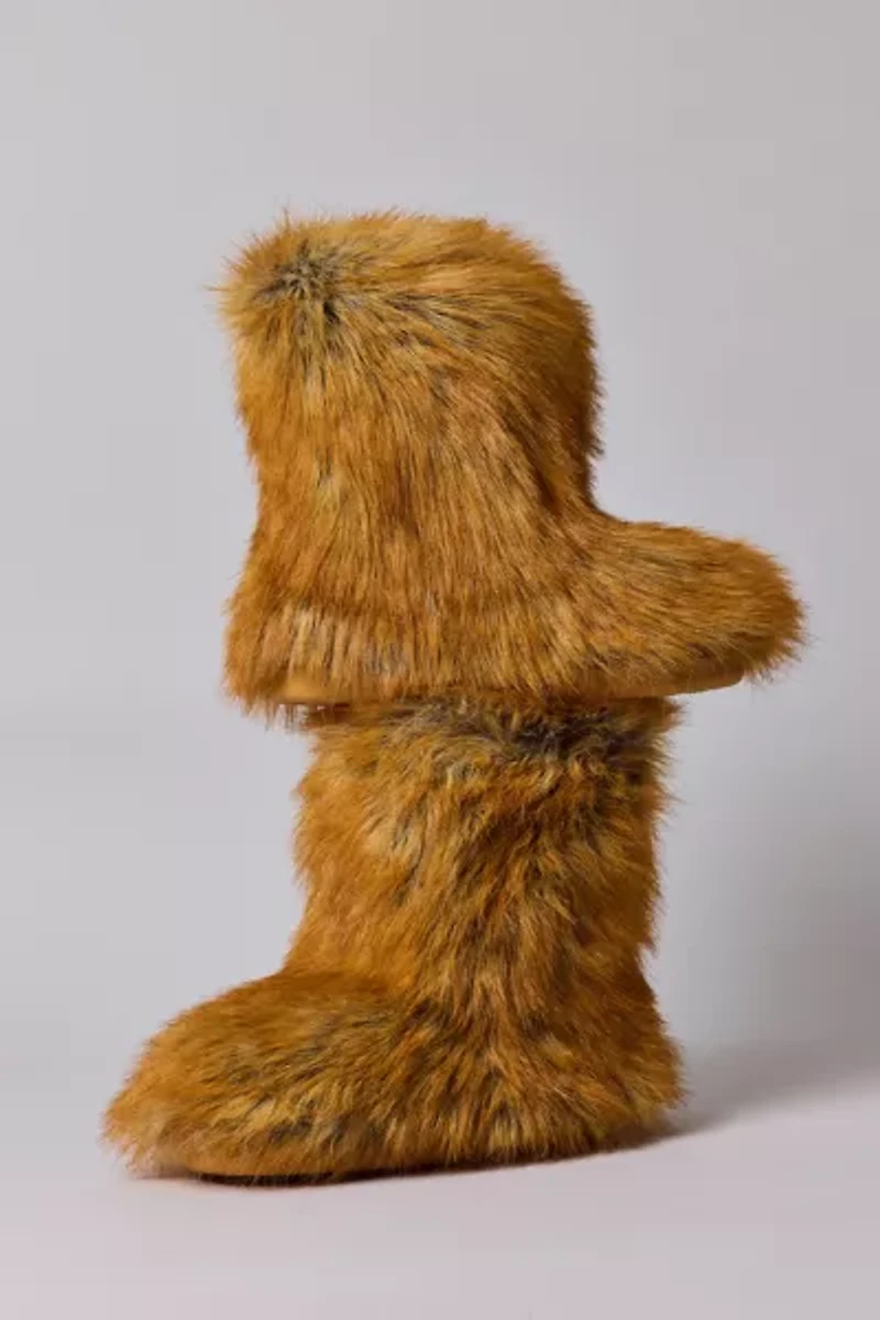 Azalea Wang Nadianna Faux Fur Boot