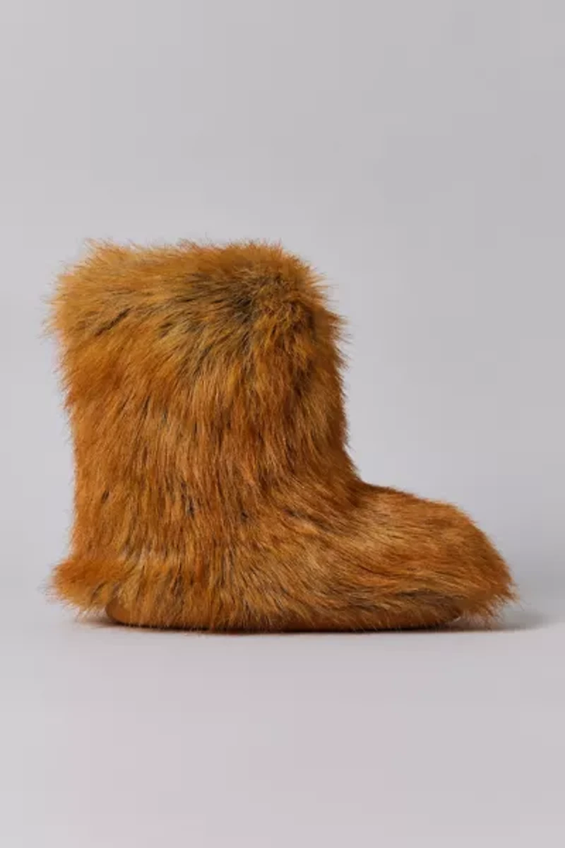 Azalea Wang Nadianna Faux Fur Boot