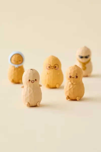 Smoko Peanut Familia Blind Box Figure