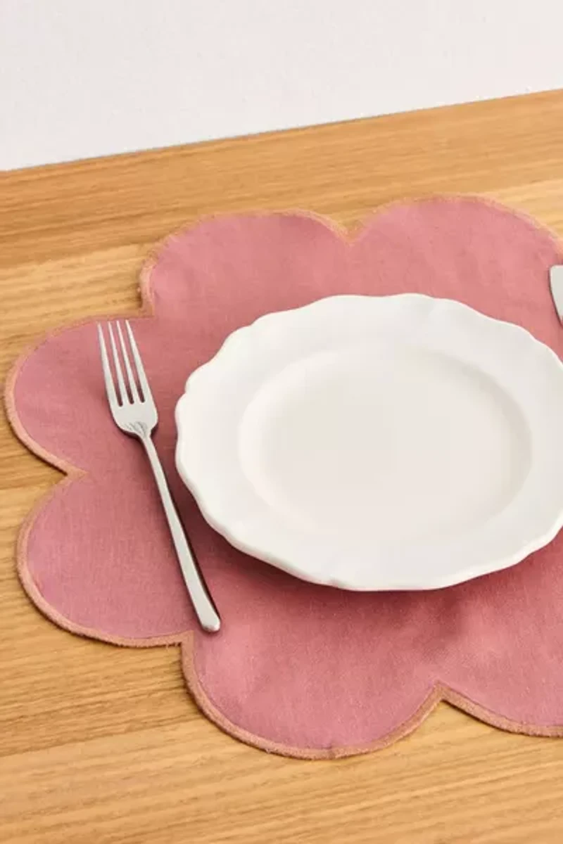 Bed Threads French Flax Linen Petal Placemat Set