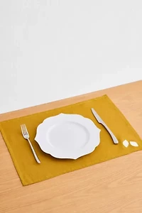 Bed Threads French Flax Linen Les Fruits Placemat Set
