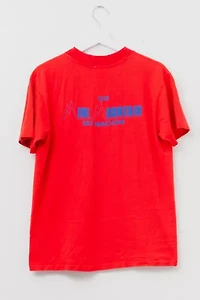 Vintage 1980s Distressed Mini Mountain Machine Red Graphic T-Shirt