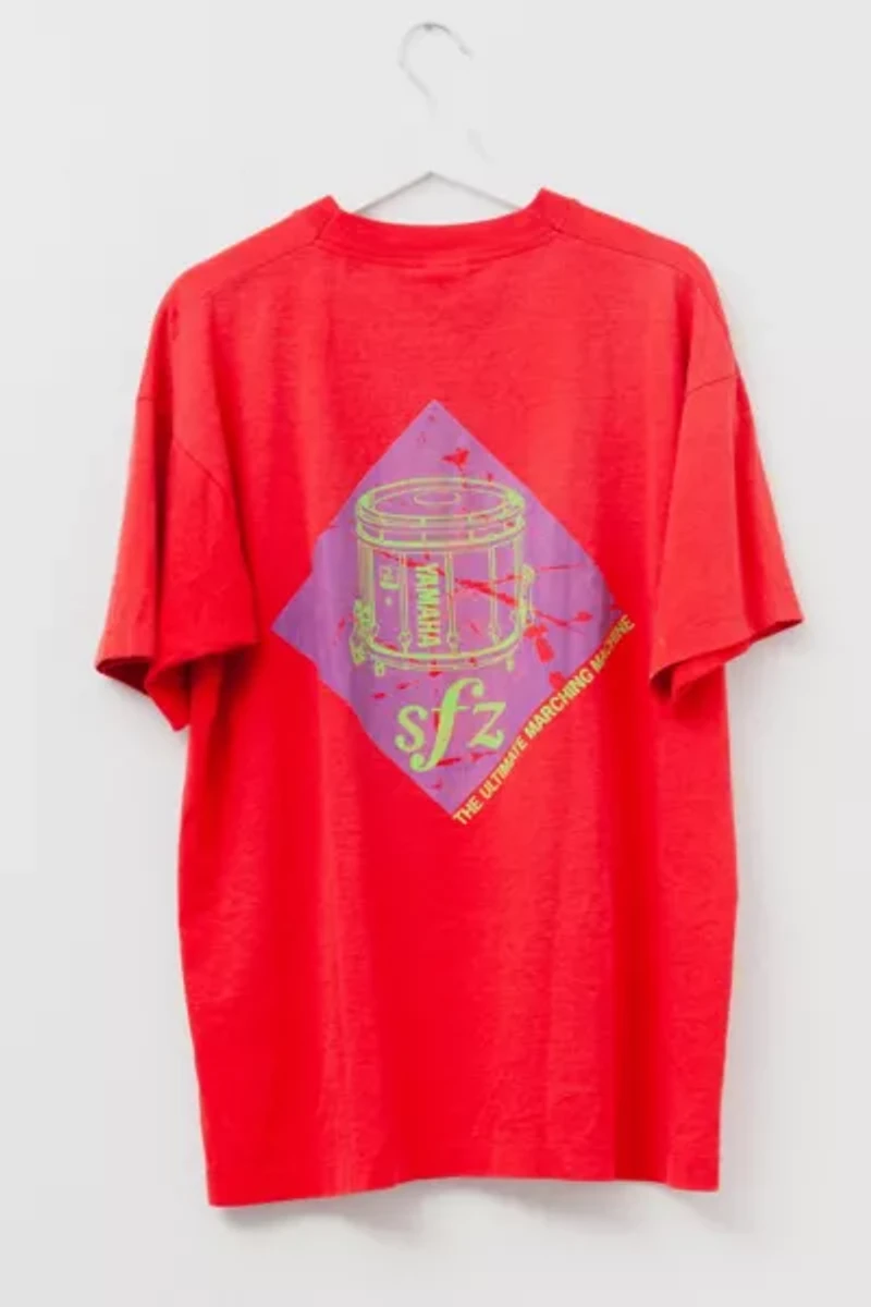 Vintage 1990s Distressed Yamaha Drum Graphic Red T-Shirt