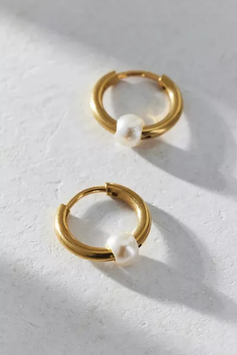 Pearl Waterproof Huggie Hoop Earring