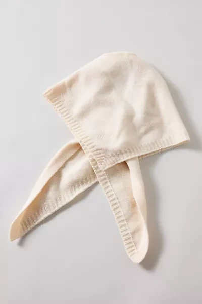 Ribbed Knit Triangle Scarf