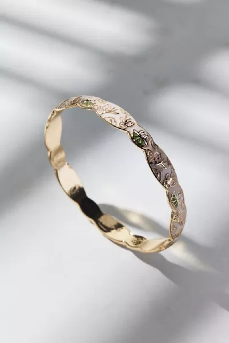 Scallop Patterned Metal Bangle Bracelet