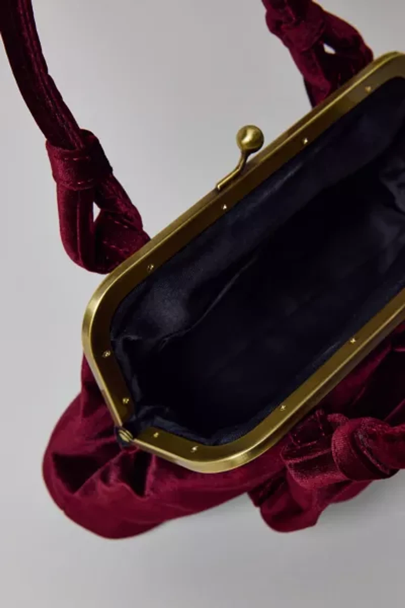 Kimchi Blue Rose Velvet Kisslock Bag