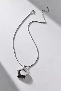 Kat Silver Metal Star Pendant Necklace