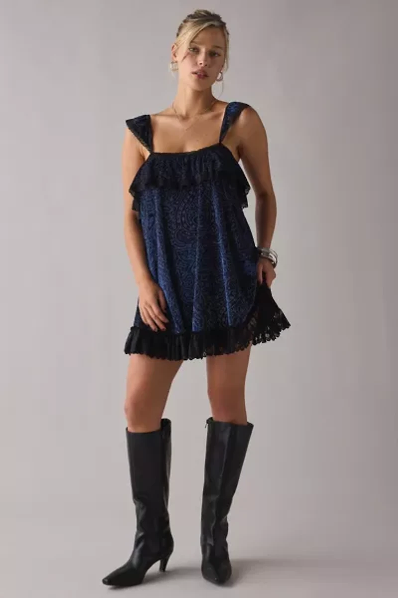 Kimchi Blue Sweet Dreaming Burnout Velvet Lace Trim Babydoll Mini Dress