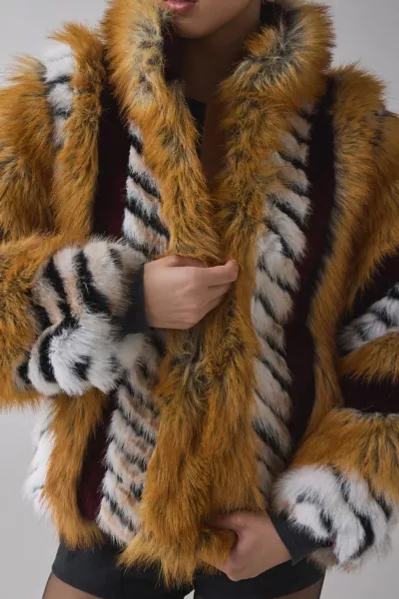 Azalea Wang Inez Cropped Textured Faux Fur jacket