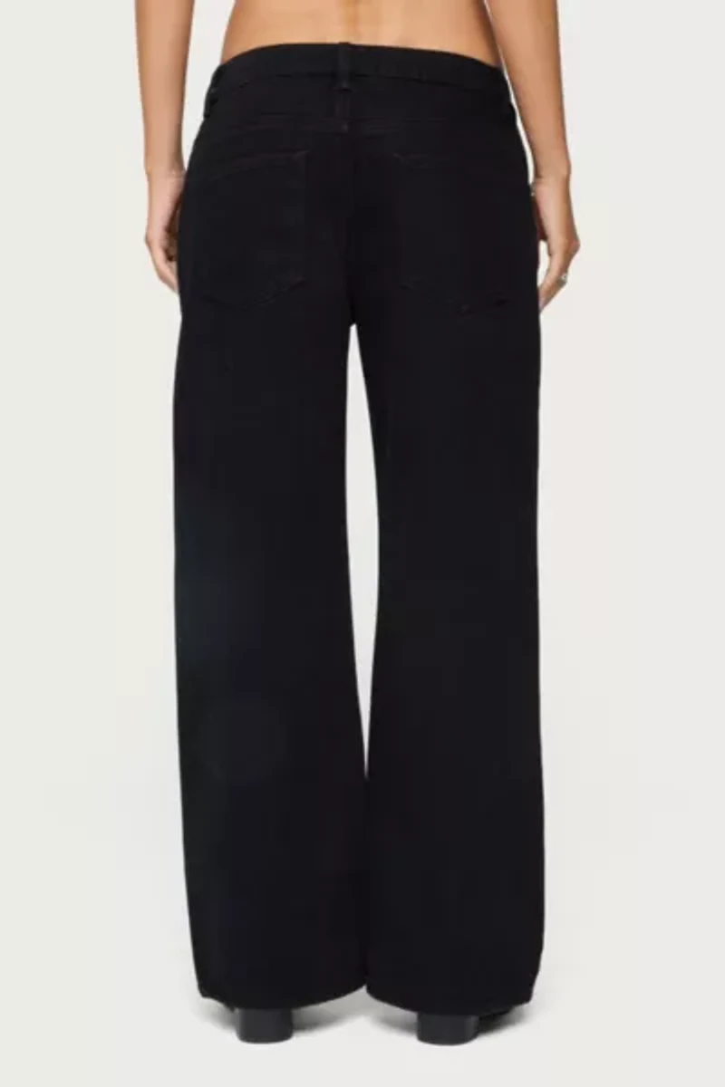 Edikted Petite Daytime Low Rise Jeans