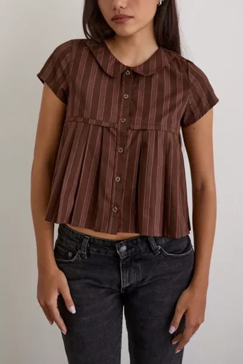 Motel Kaelis Pleated Babydoll Short Sleeve Button-Up Shirt