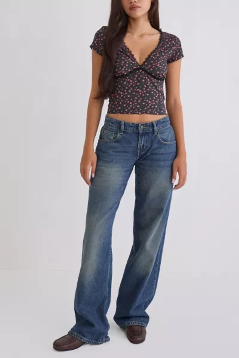 Motel Asani Plunging Cap Sleeve Crop Top