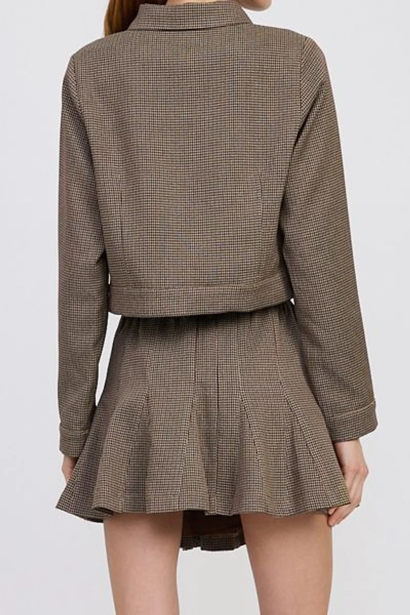 En Saison Aubrielle Floral Button Cropped Houndstooth Jacket