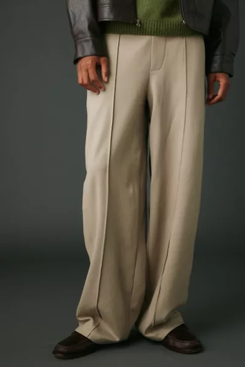 Standard Cloth Pintuck Sweatpant