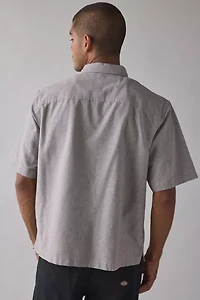 UO Relaxed Fit Oxford Shirt