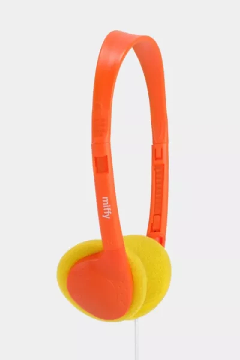 Miffy + Retrospekt CP-81 Portable Cassette Player