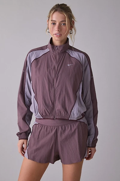 Nike Swift Repel UV Protection Running Jacket
