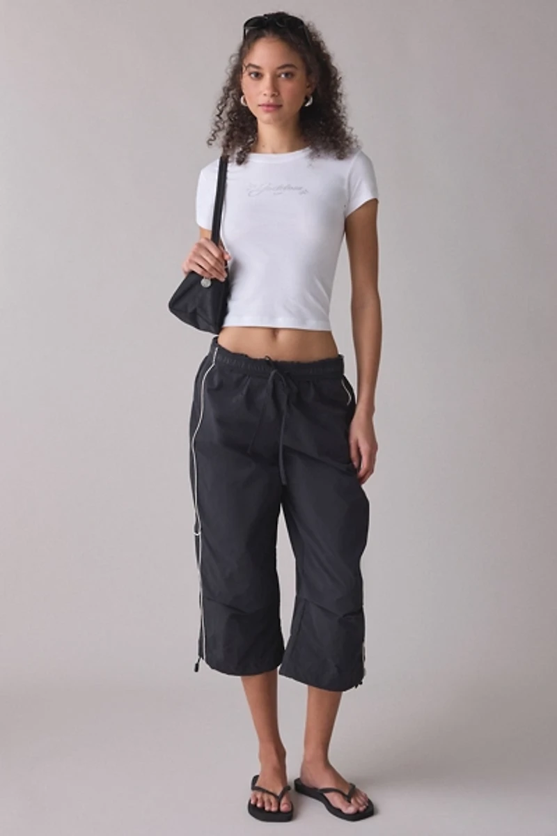 Nike Sportswear Chill Knit Embellished Graphic Slim Cropped Tee