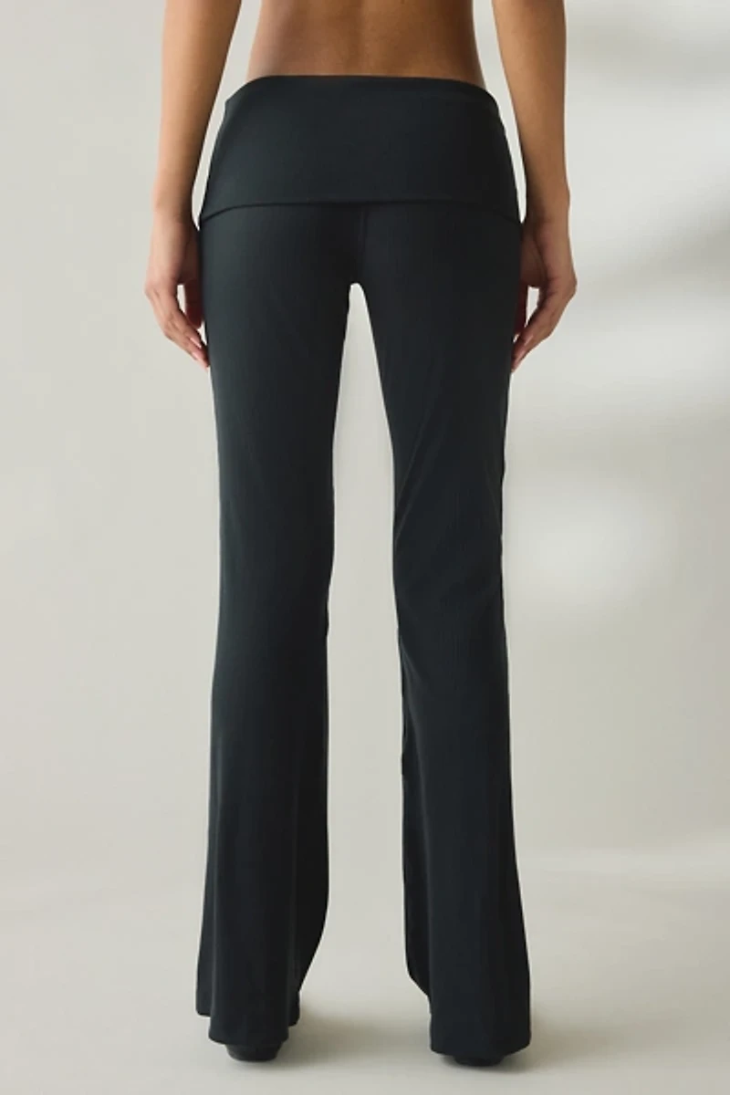 Nike Sportswear Chill Knit Mini-Rib Foldover Flared Legging