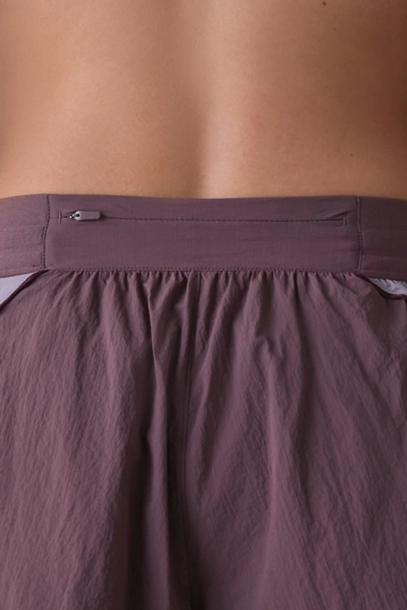 Nike Swift Repel High-Waisted Lined Running Short