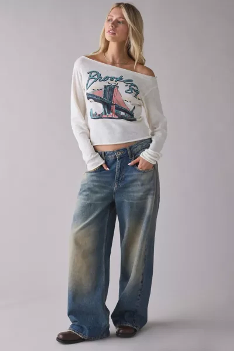 Brooklyn Bridge Graphic Long Sleeve Off-The-Shoulder Tee