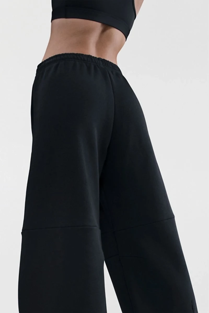 Nike Sportswear Phoenix Fleece Loose Cropped Barrel Pant