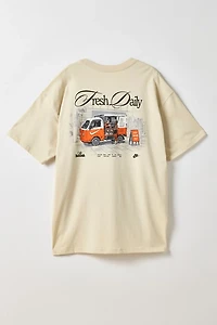 Nike Café Swoosh Graphic Tee