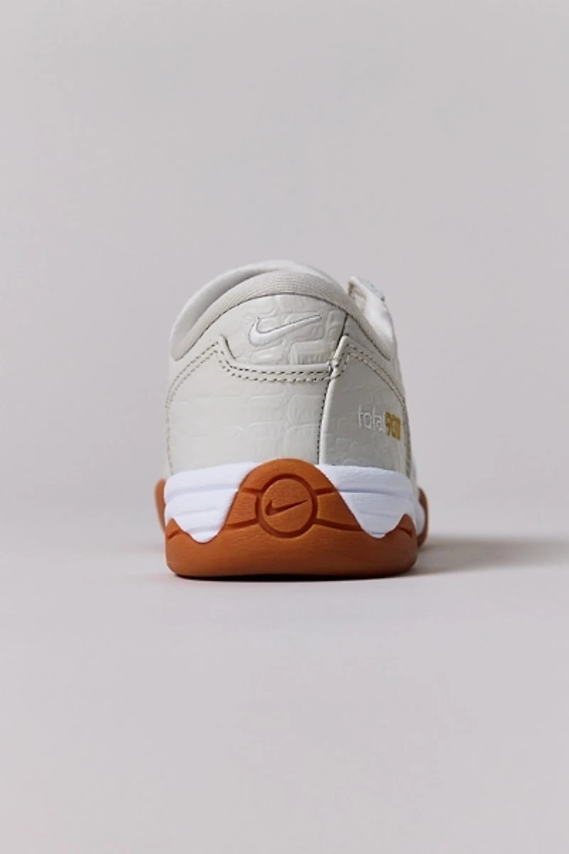 Nike Women's Total 90 Sneaker