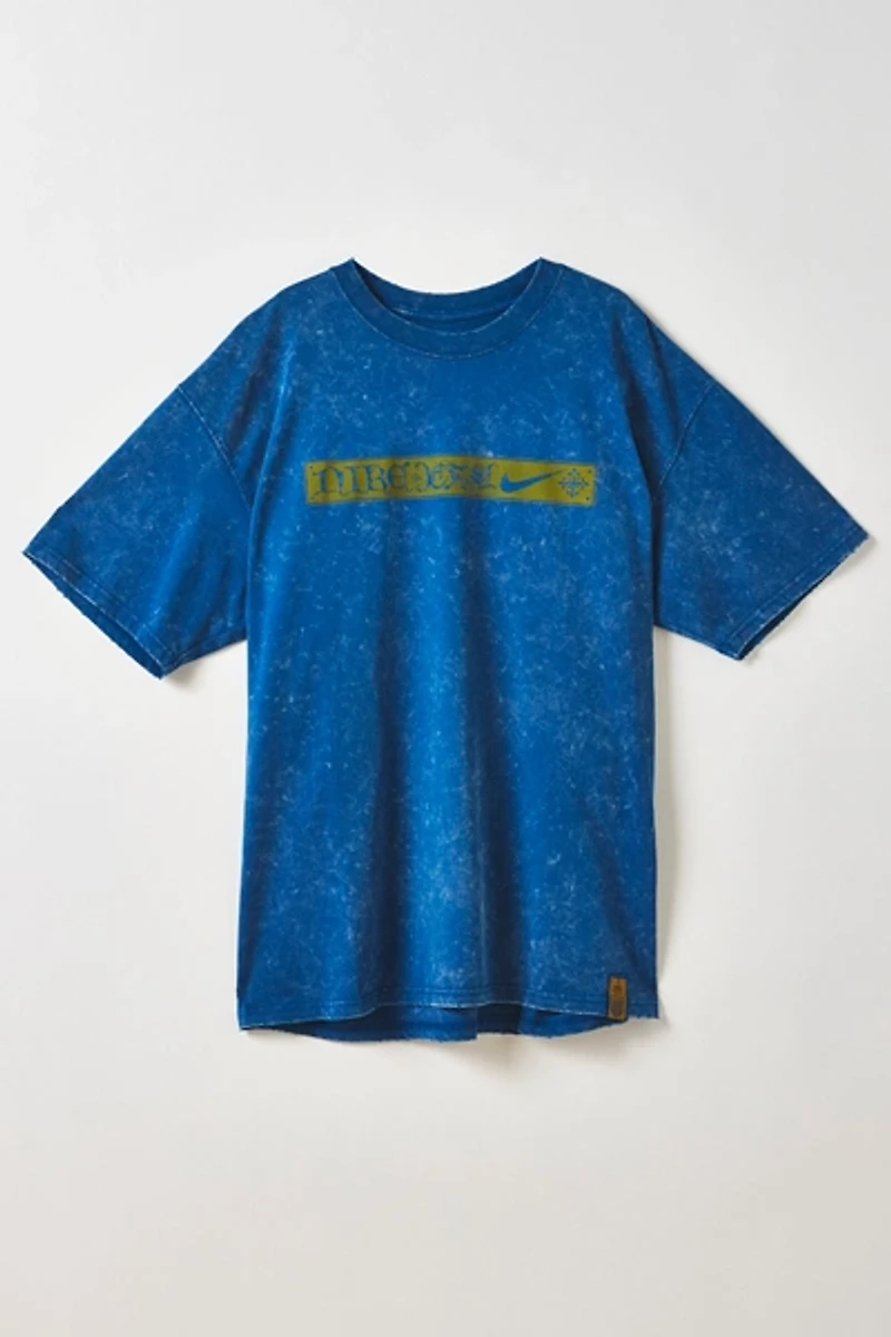 Nike Camelot Core Graphic Tee