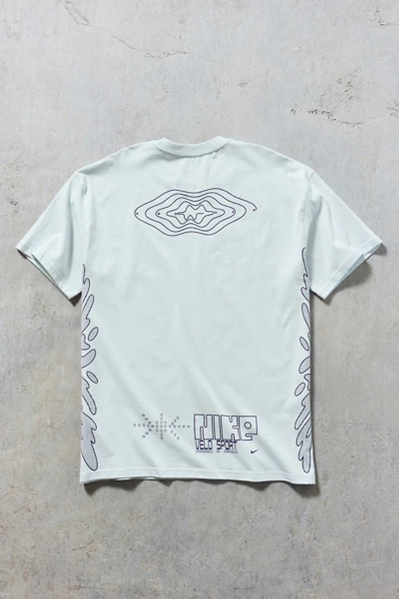 Nike Sportswear Cycle Reflective Graphic Tee
