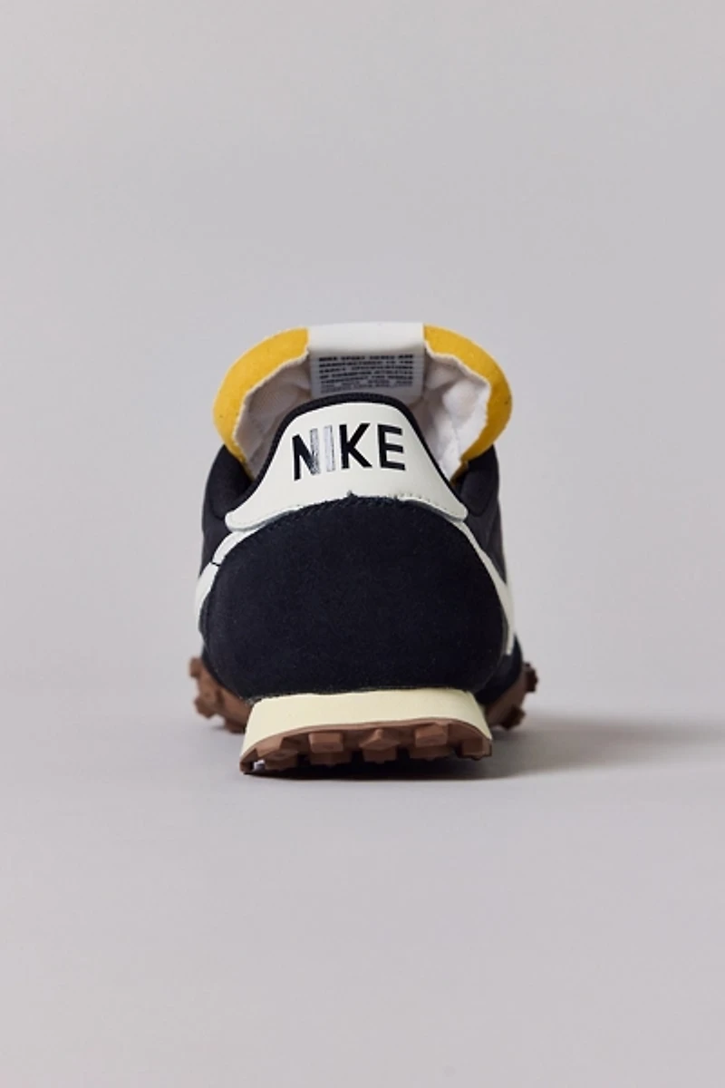 Nike Men's Waffle Racer Sneaker