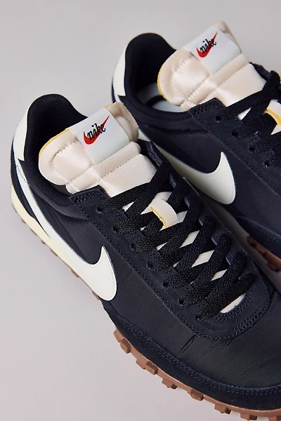 Nike Men's Waffle Racer Sneaker