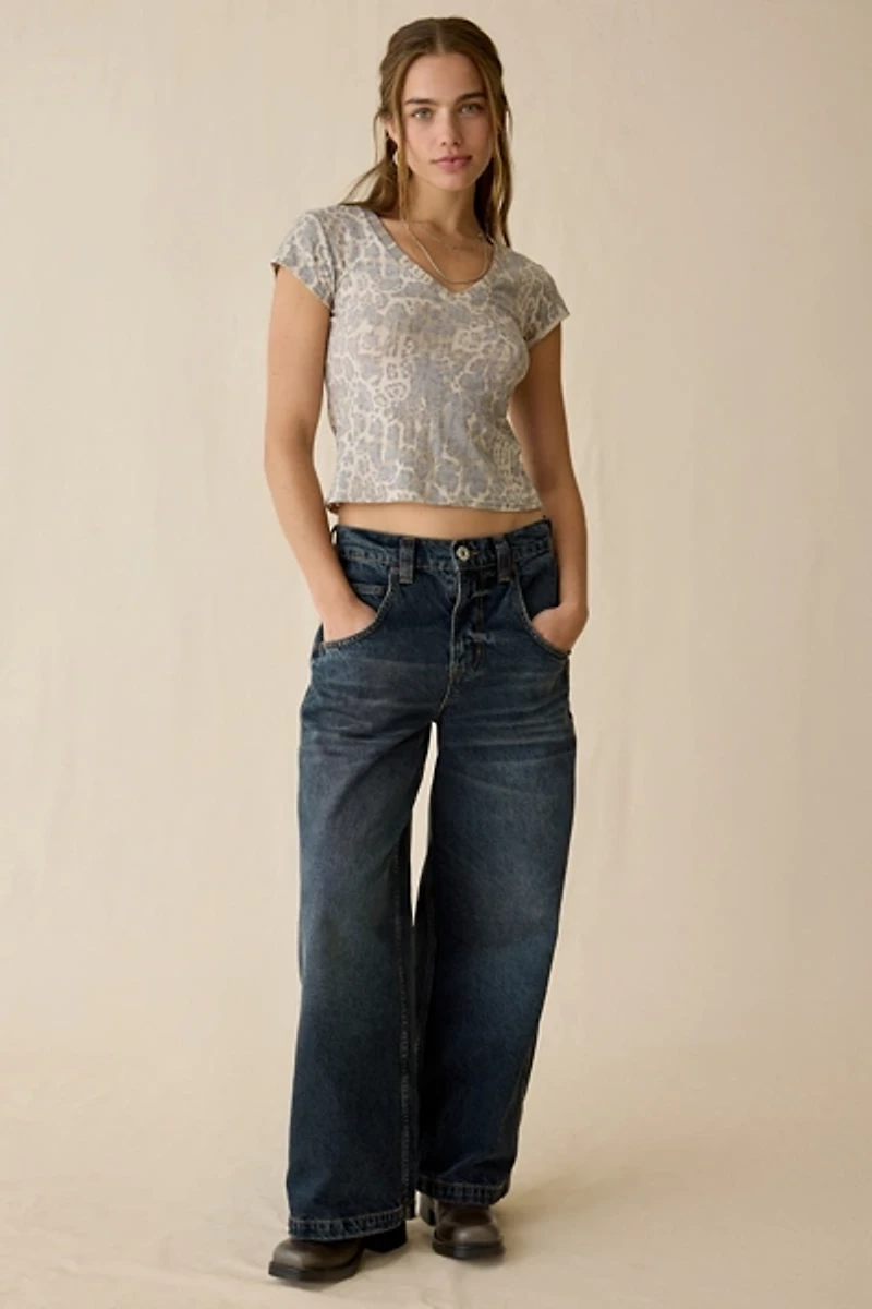 BDG V-Neck Short Sleeve Spill The Tee