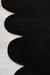Jubi Solid Color Sculpted Edge Hand Tufted Wool Rug