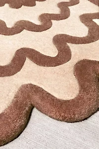 Jubi Burst Oval Hand Tufted Wool Rug