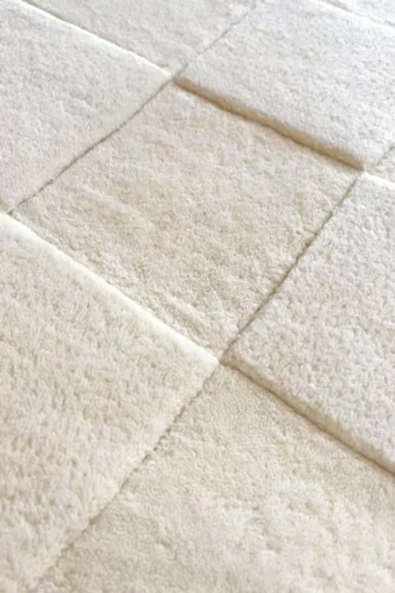 Jubi Soft Cream Checkered Hand Tufted Wool Rug